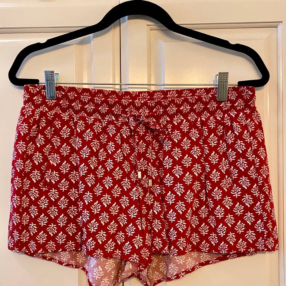 Old navy soft red print shorts